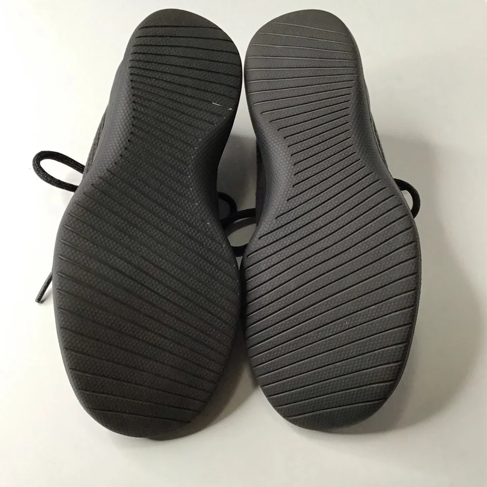 Allbirds Tree Runner in Charcoal Size 6.